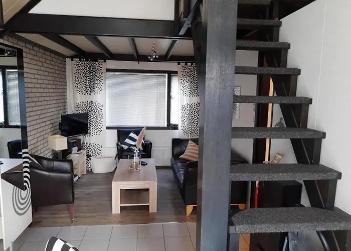 Feriehus With Large Terrace Sint Maartensvlotbrug