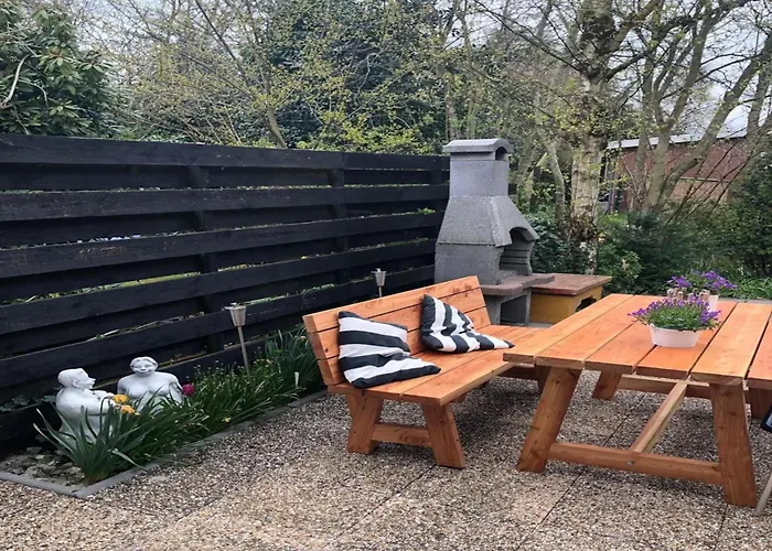 With Large Terrace * Sint Maartensvlotbrug