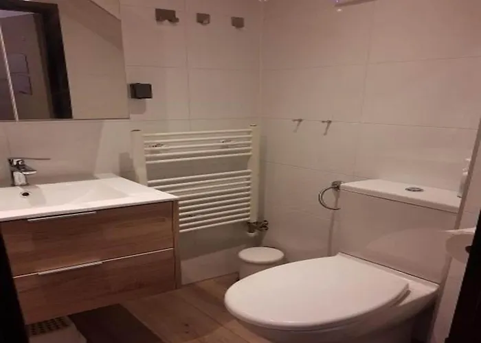 Feriehus With Large Terrace